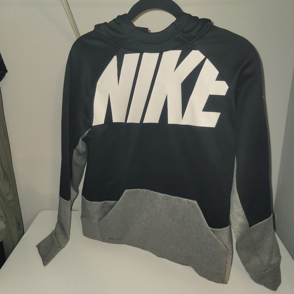 WOMENS XL NIKE HOODIE DRI-FIT